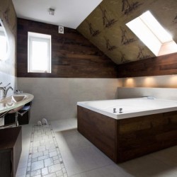 Alexis 6048 Whirlpool Bath