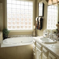 Alyssa 6642 Whirlpool Bath