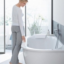 Darling New Back-to-wall Bathtub with Acrylic Panel with Air-system 710248
