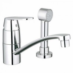 Eurosmart Cosmopolitan Kitchen Centerset with Side Spray Faucet  31 136 000