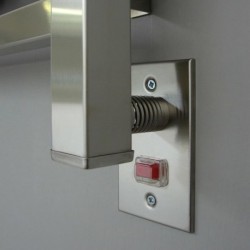 Quadro Model Q-2042